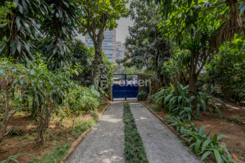 Image 1 - 1032844
