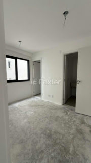 Image 1 - 1033884