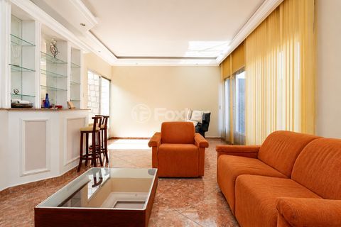 Image 1 - 1033936