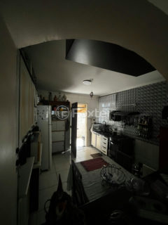 Image 1 - 1034763