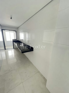 Image 1 - 1035073