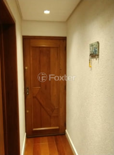 Image 1 - 1035656