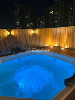 Image 1 - 1037313