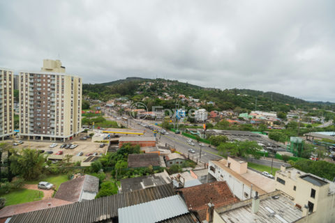 Image 1 - 1037406