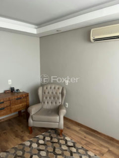 Image 1 - 1037654