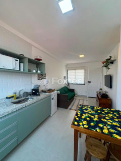 Image 1 - 1038234