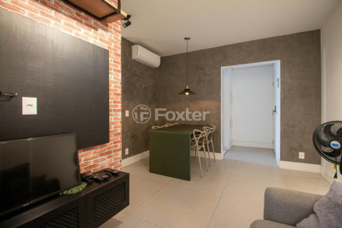 Image 1 - 1038413