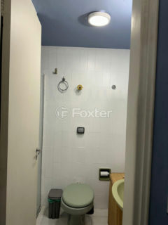 Image 1 - 1041136