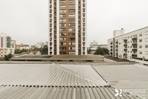 Image 31 - 104527