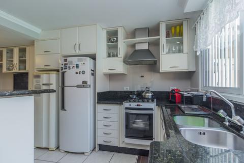 Image 38 - 106205