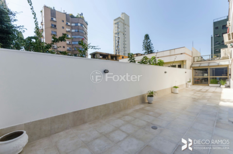Image 39 - 107073