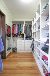 Image 36 - 116127