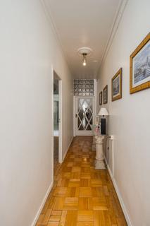 Image 30 - 121794