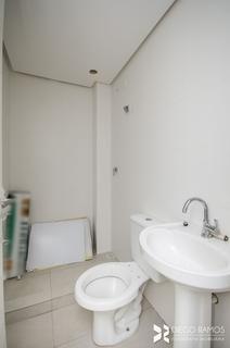 Image 33 - 125609