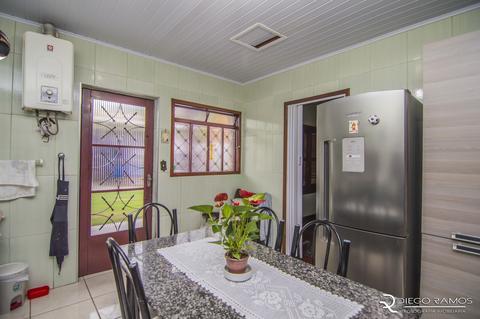 Image 37 - 126011