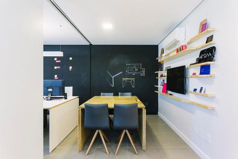 Image 21 - 126401