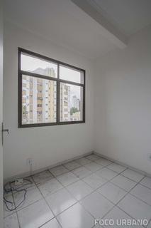 Image 38 - 137402
