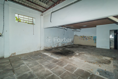 Image 28 - 148967