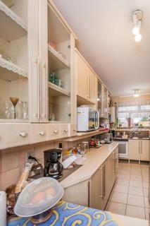 Image 37 - 154010