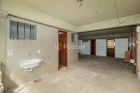 Image 38 - 159210