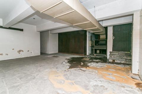 Image 32 - 159277