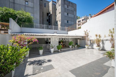 Image 34 - 165351