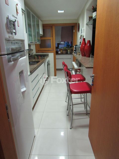 Image 11 - 168949