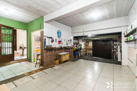 Image 34 - 171034
