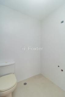 Image 22 - 185006