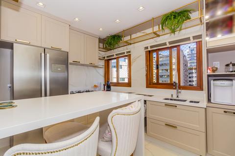 Image 25 - 186325