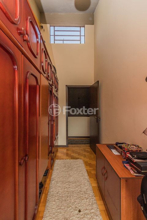 Image 26 - 190307