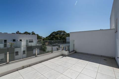 Image 23 - 192093