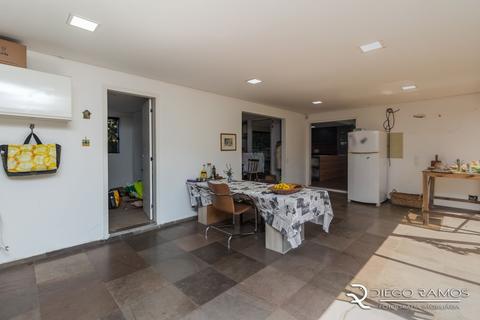 Image 26 - 197009