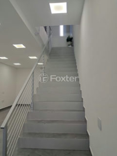 Image 4 - 202359