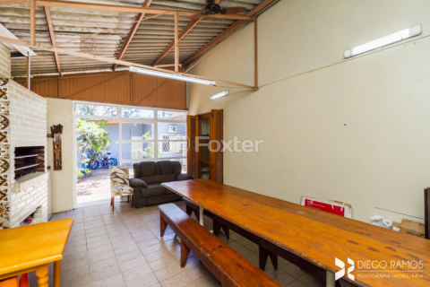 Image 35 - 202643