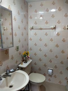 Image 8 - 204224
