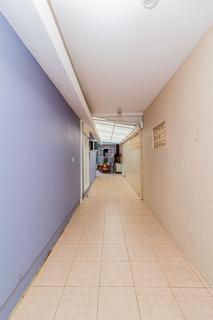 Image 52 - 204921