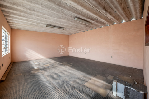 Image 43 - 204930