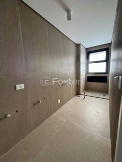 Image 39 - 205217