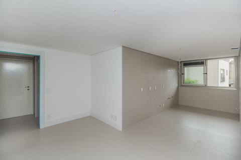 Image 39 - 205528