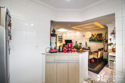 Image 25 - 205719