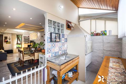Image 31 - 205719