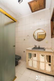Image 38 - 205801