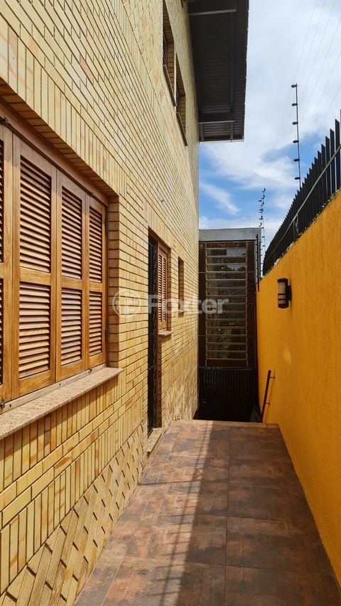 Image 31 - 205846