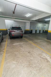 Image 32 - 206071