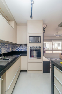 Image 38 - 206382