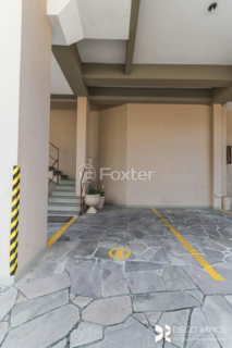 Image 31 - 208046