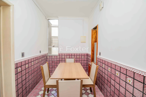 Image 30 - 208278