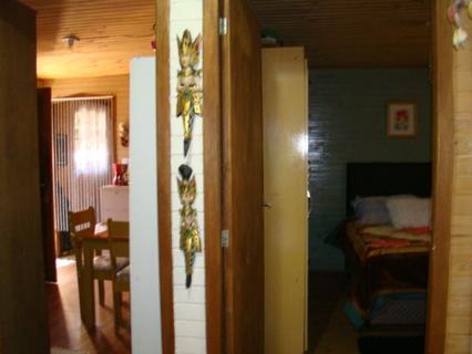 Image 33 - 208305
