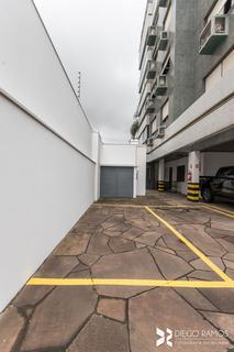 Image 40 - 208311